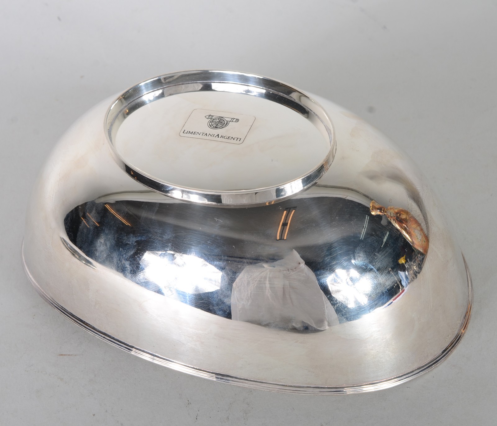 Duas peças de prata, sendo: Bowl feitio oval contraste 800 mls e... - foto 9 de 10