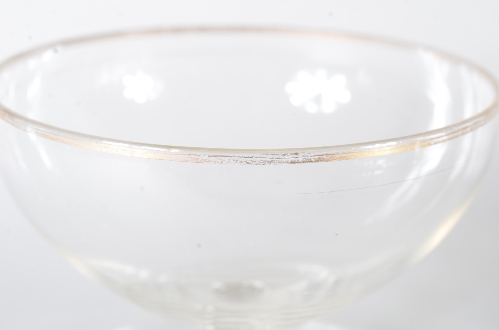 Conjunto com 12 taças para sorvete em demi cristal com presentoir... - foto 6 de 7