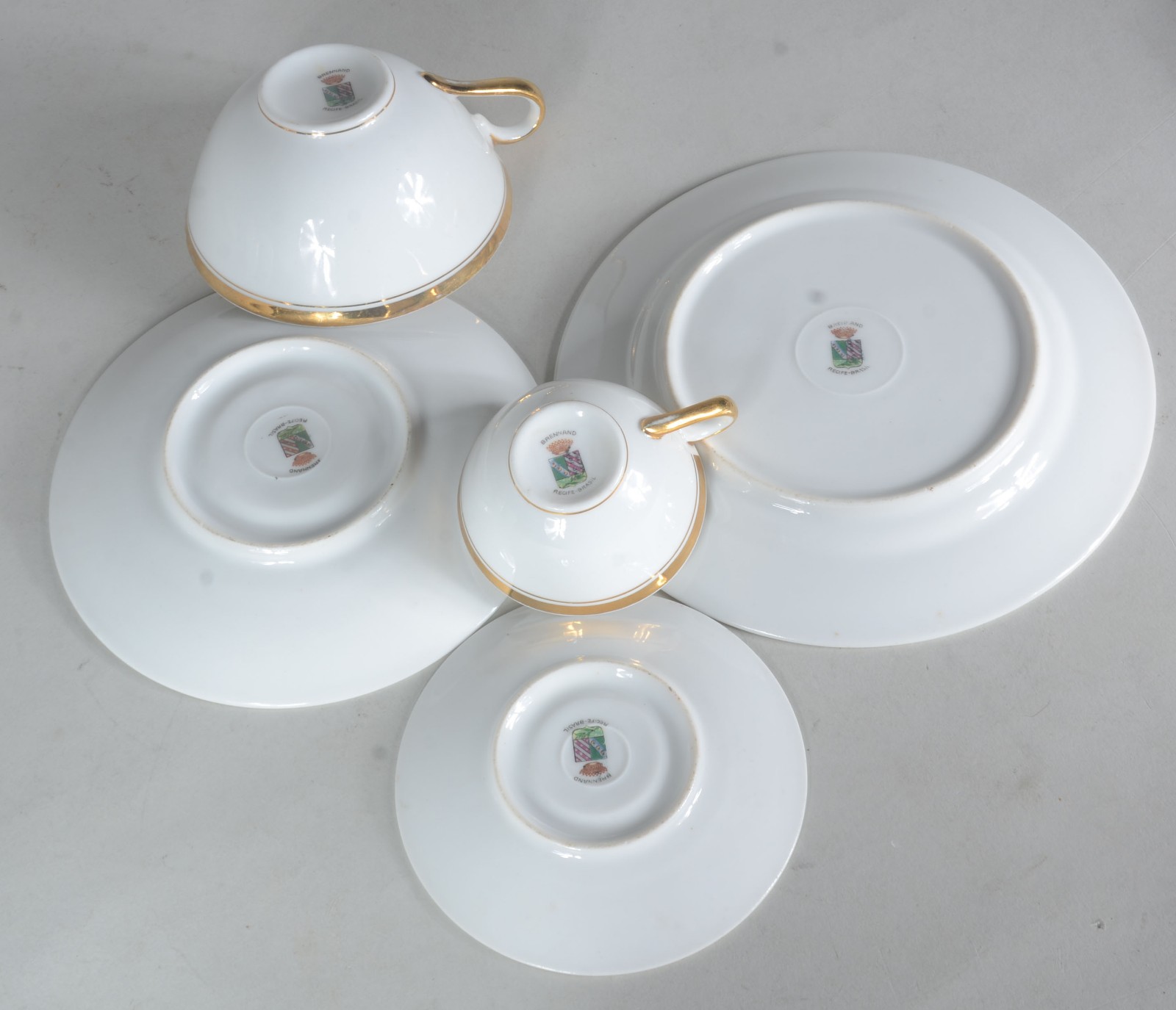 Serviço para chá e café de porcelana branca Brennand com friso... - foto 9 de 10