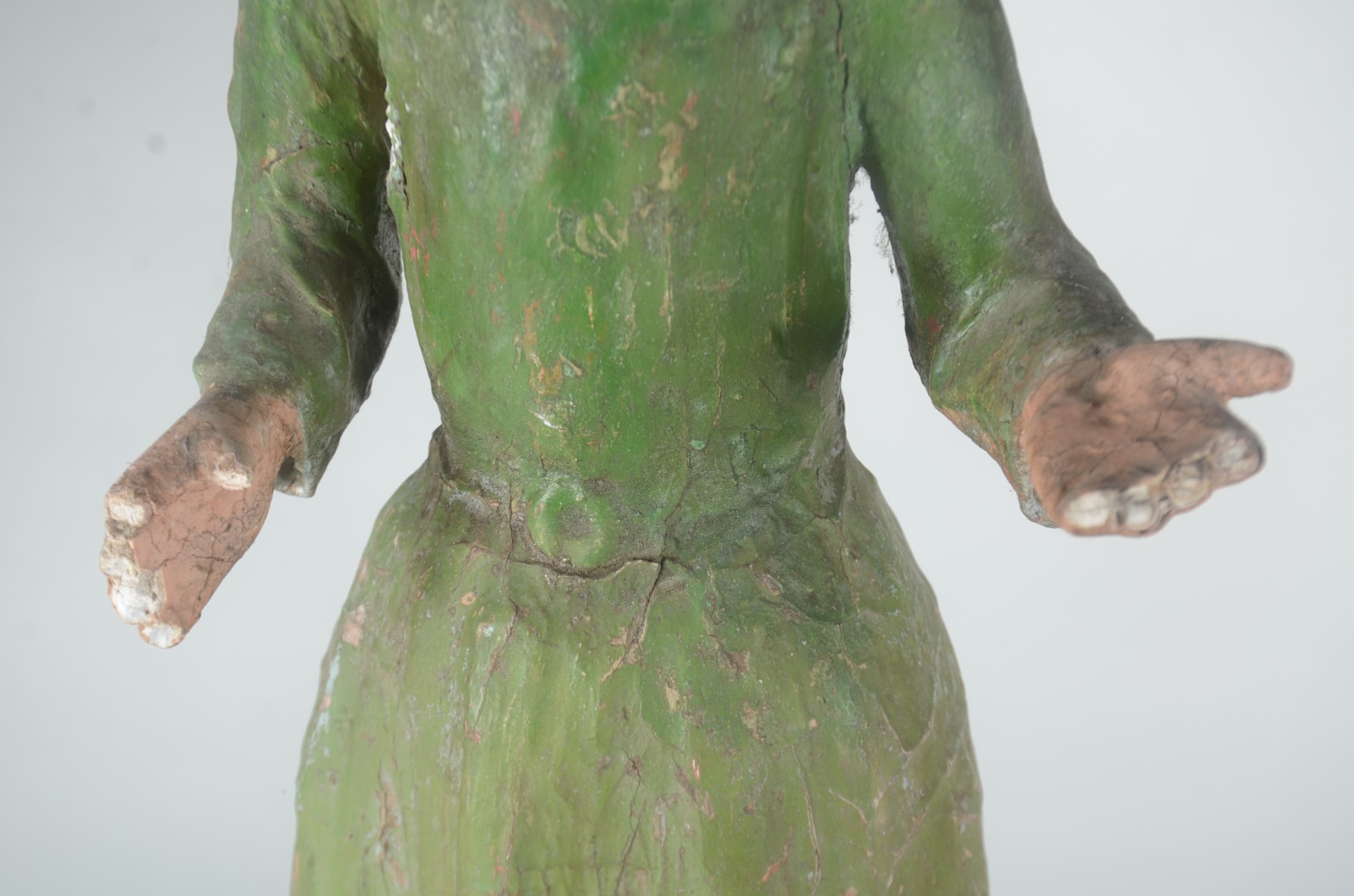 Duas antigas imagens sacras de papier mâché e madeira policromada. - foto 10 de 11