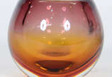 Pequeno vaso de murano rosa e laranja degradé. - Pequeno vaso de murano rosa e laranja degradé.