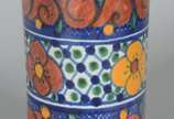 Serviço de cerâmica mexicana "Talavera" floral ... - Serviço de cerâmica mexicana "Talavera" floral em policromia, composto de: 23 pratos rasos, 19 pratos fundos, 13 pratos de sobremesa, 18 bowls, ...