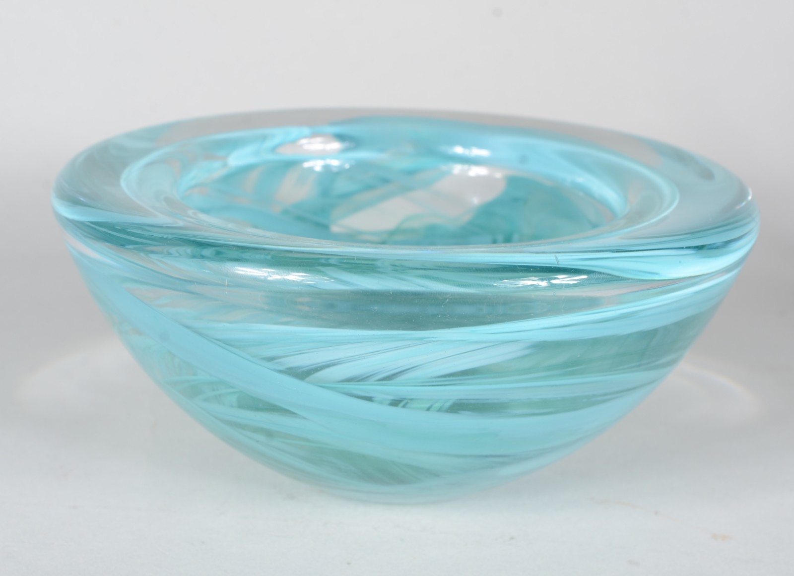 Cinco peças diversas de cristal/ vidro, sendo: bowl doublé rubi... - foto 5 de 10