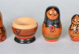 Dezessete peças diversas decorativas, sendo par... - Dezessete peças diversas decorativas, sendo par de vasos e potiche de porcelana oriental;  8 caixinhas de diversas procedências e materiais; 4 b...