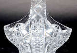 Grande cesta/floreira de cristal tcheco lapidad... - Grande cesta/floreira de cristal tcheco lapidado.( Pequenos bicados na borda)

 30x30x20cm (CxAxP)