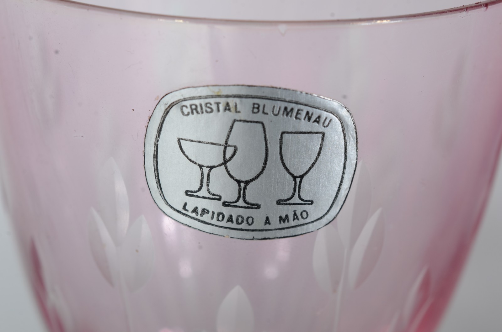 Serviço de copos de cristal Blumenau na cor rosa, lapidados a mão... - foto 5 de 5