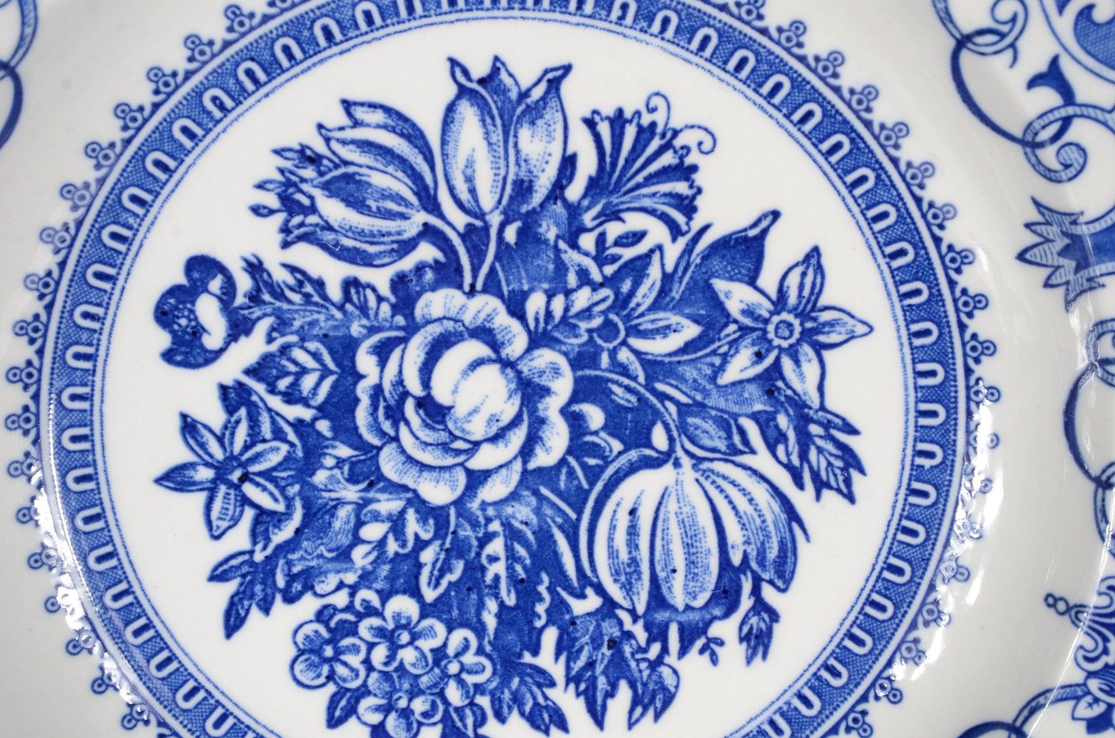 Serviço de jantar de porcelana portuguesa SP Coimbra, decoração... - foto 2 de 10