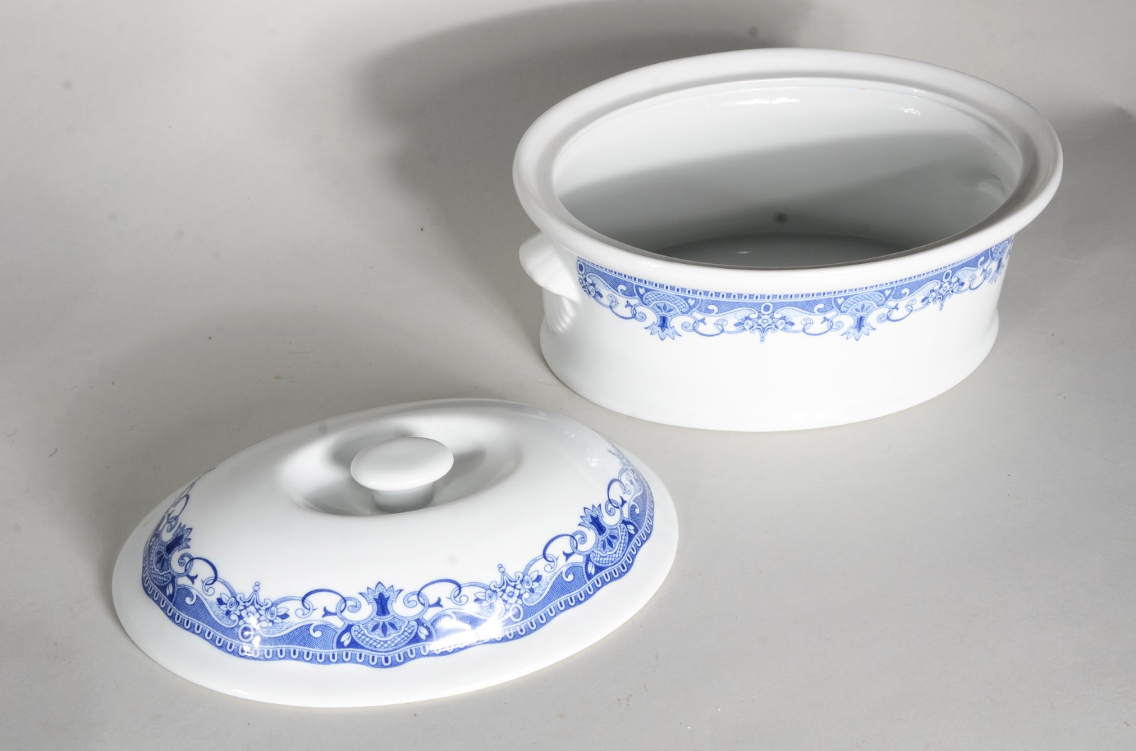 Serviço de jantar de porcelana portuguesa SP Coimbra, decoração... - foto 7 de 10