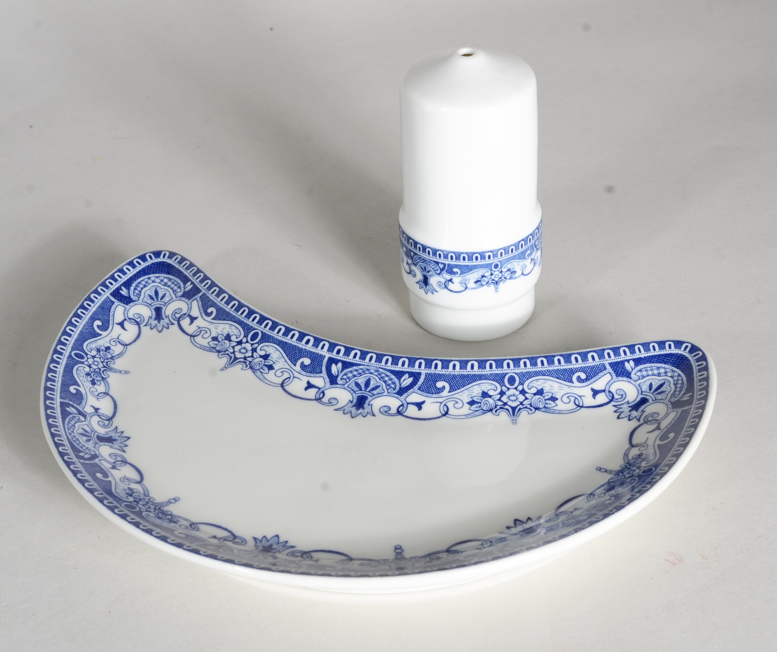 Serviço de jantar de porcelana portuguesa SP Coimbra, decoração... - foto 8 de 10