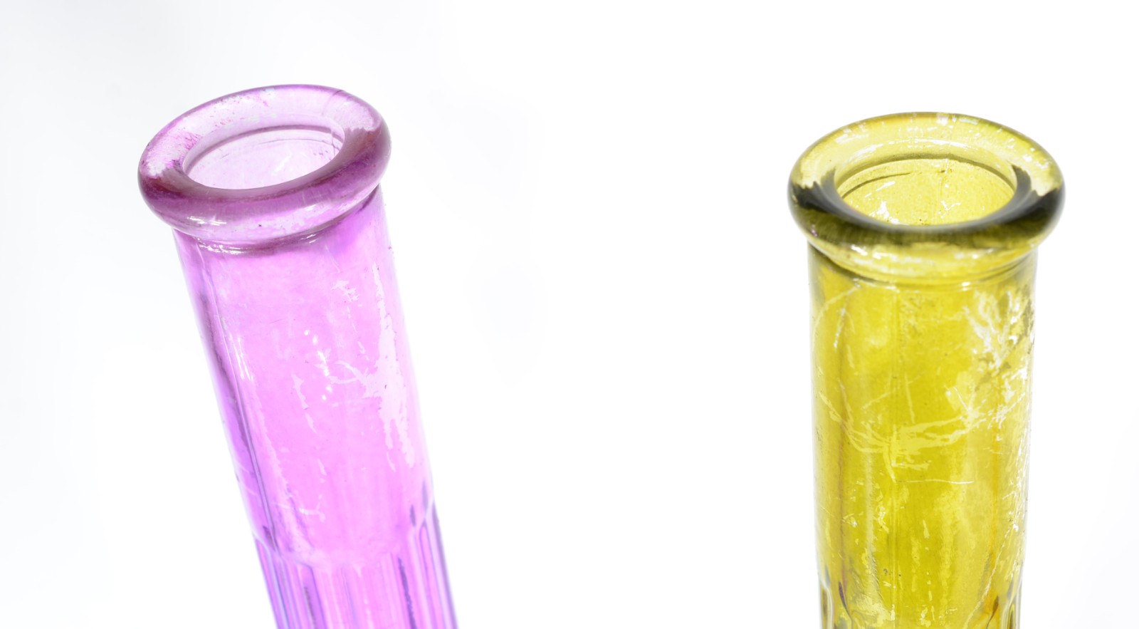 Seis vasos de coloridos de vidro decorativo. - foto 4 de 5