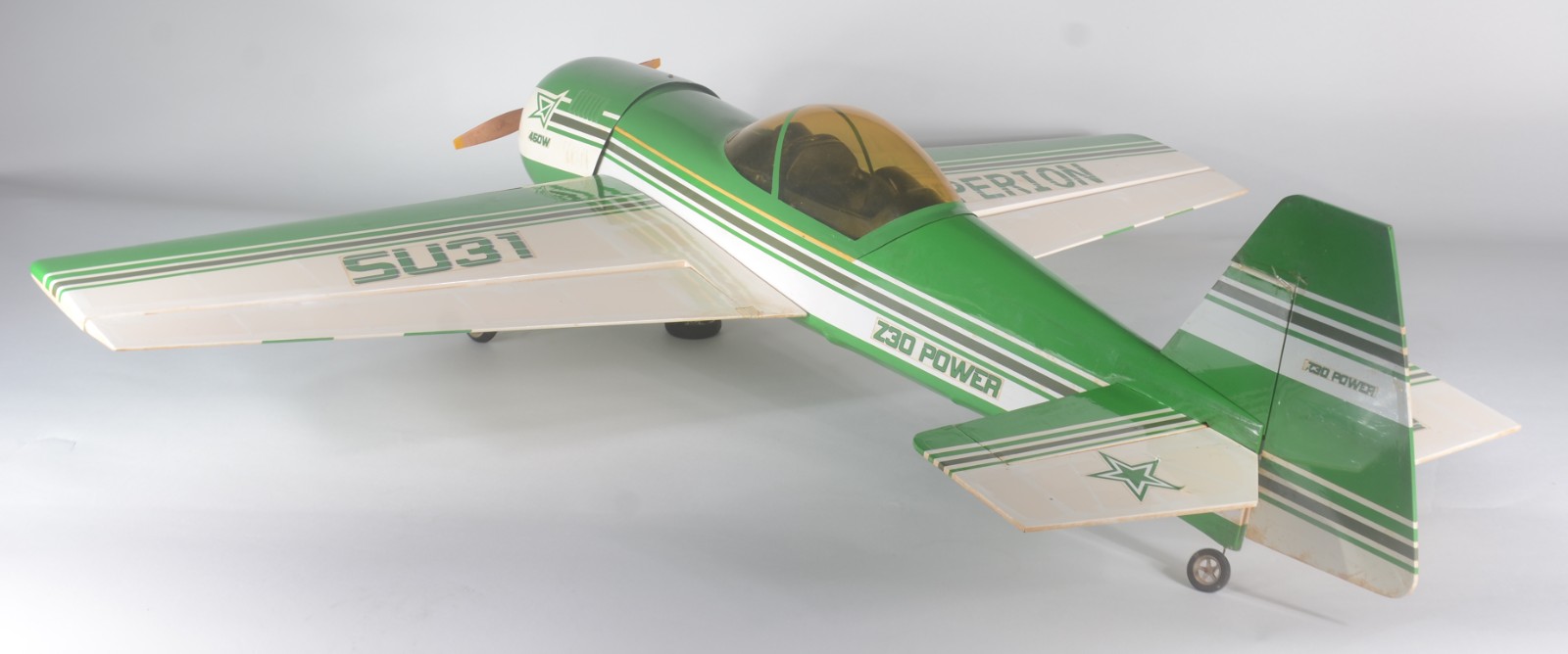 Avião para aeromodelismo. - foto 3 de 8