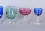 Baccarat (1764),  - Belíssimo serviço de cristal francês doublé lapidado, nas cores rosa, azul e verde, composto de: 11 taças para água; 16 para vinho do Porto (7 deles c