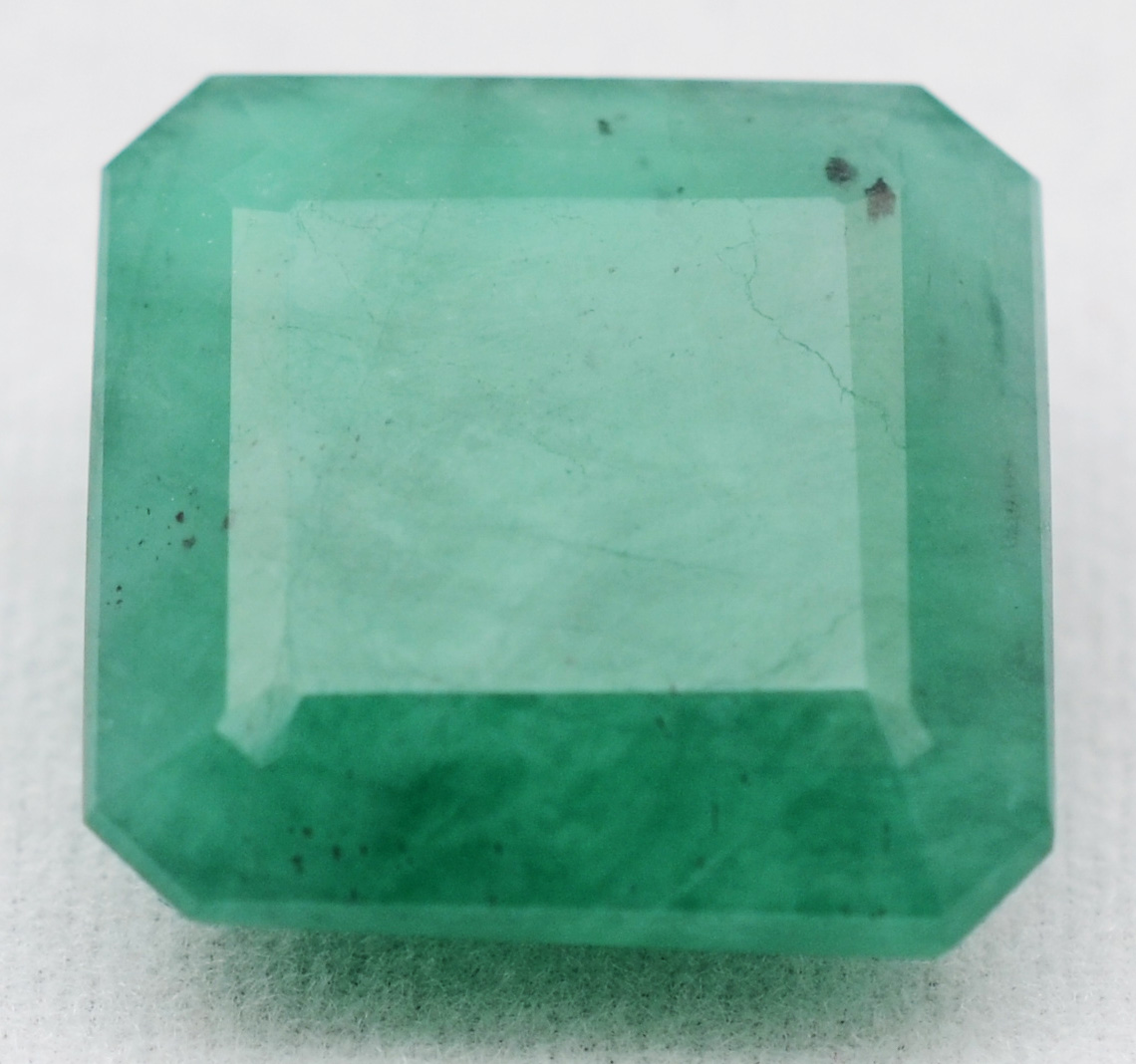 Esmeralda lapidação quadrada, com 14,0 carats, boa cristalização... - foto 3 de 3