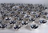 Conjunto com 35 taças com colheres para sorvete... - Conjunto com 35 taças com colheres para sorvete de metal prateado.