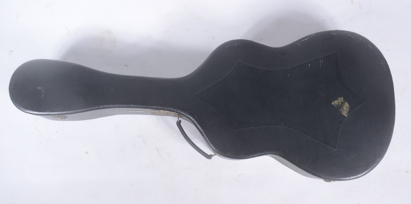 Violão da marca Di Giorgio, no estojo. - foto 8 de 9