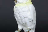 Estatueta de porcelana  representando ¨Cacatua¨... - Estatueta de porcelana  representando ¨Cacatua¨ em Porcelana Royal Dux da Bohemia.