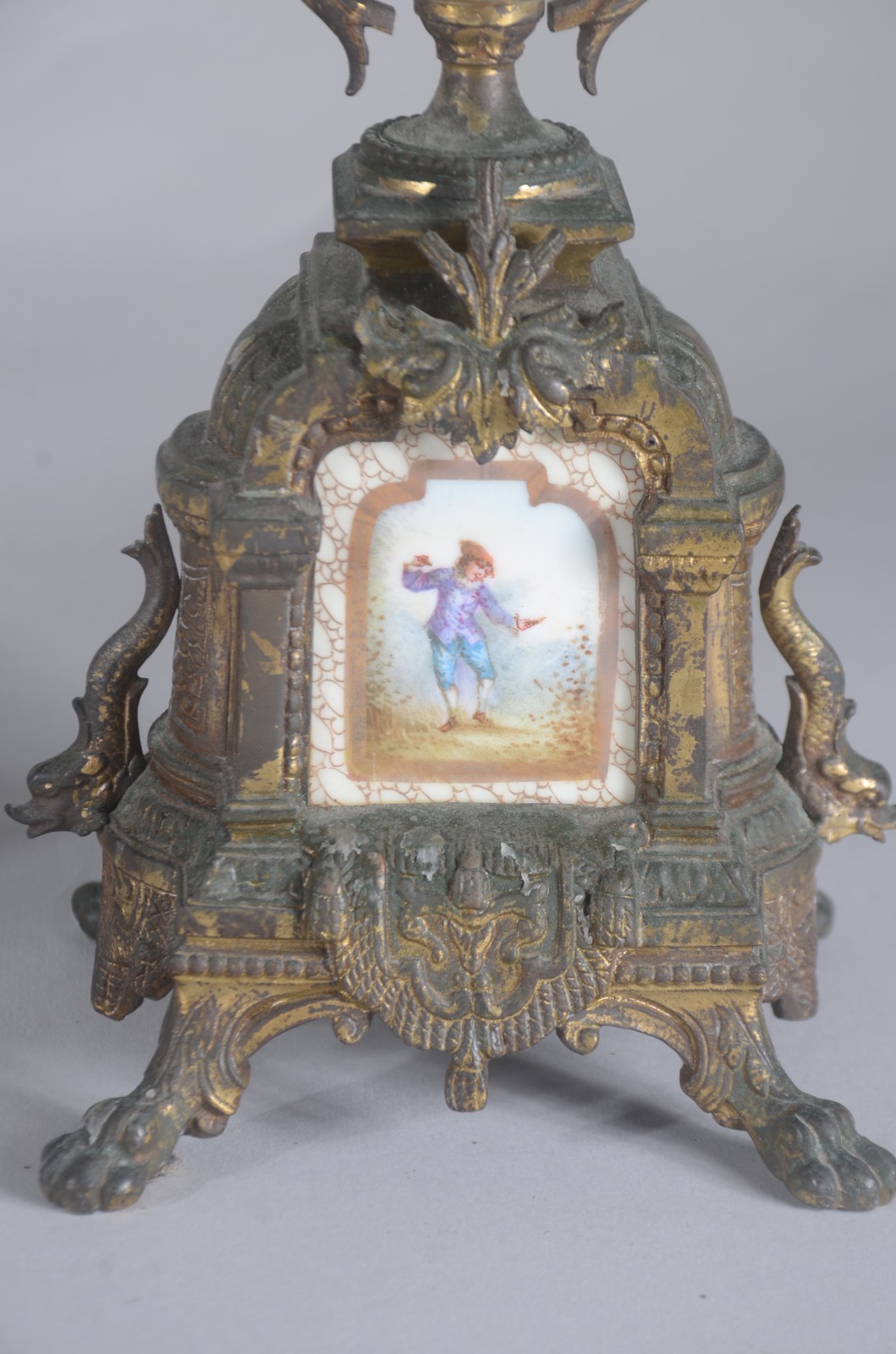 Garniture francesa composta de relógio e par de candelabros para 5... - foto 5 de 11