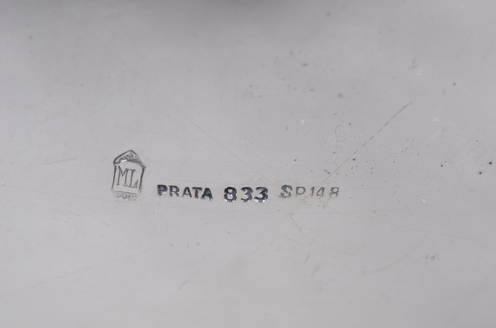 Sopeira de prata contraste 833 mls., trabalhada em gomos, pega da... - foto 9 de 9