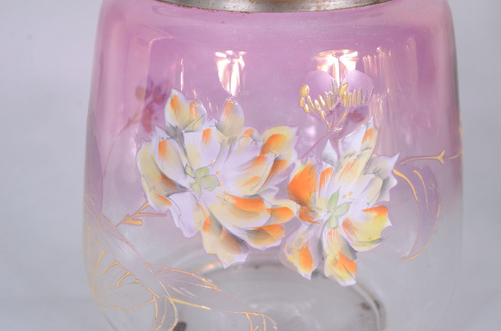 Conjunto com quatro peças diversas, sendo: dois vasos de cristal... - foto 7 de 11