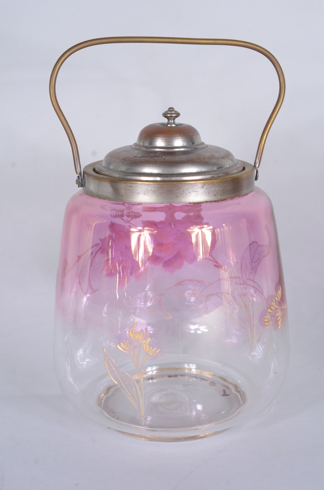 Conjunto com quatro peças diversas, sendo: dois vasos de cristal... - foto 8 de 11