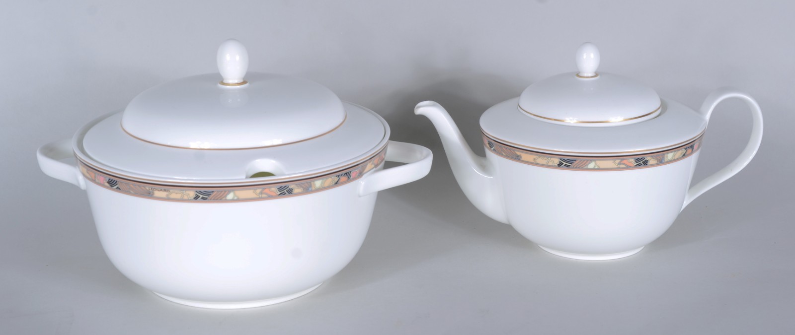 Aparelho de jantar, chá e café de porcelana alemã Hutschenreuther... - foto 6 de 11