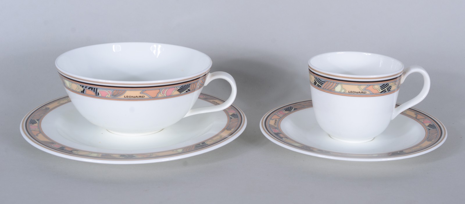 Aparelho de jantar, chá e café de porcelana alemã Hutschenreuther... - foto 8 de 11
