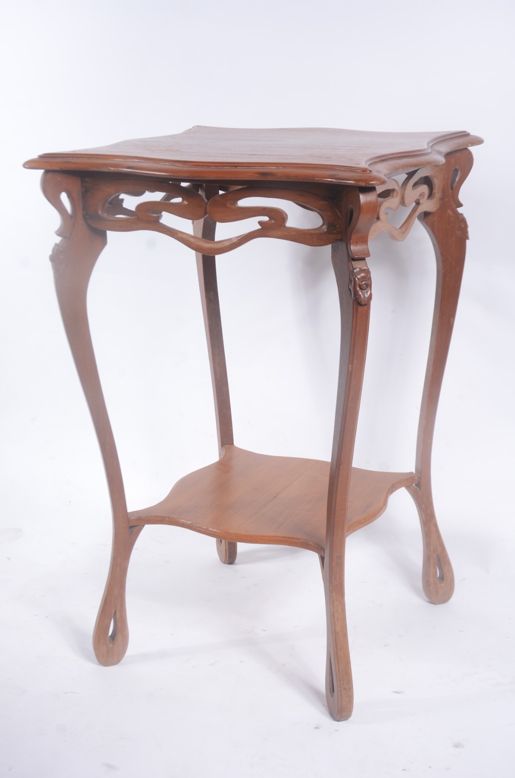 Mesa auxiliar de madeira nobre estilo Art Nouveau, saia com hastes... - foto 1 de 7