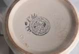 Diversas peças, sendo: conjunto com 10 xícaras ... - Diversas peças, sendo: conjunto com 10 xícaras para chá com pires, de porcelana - Germer; par de pratos ingleses, jarra de faiança belga, pratin...
