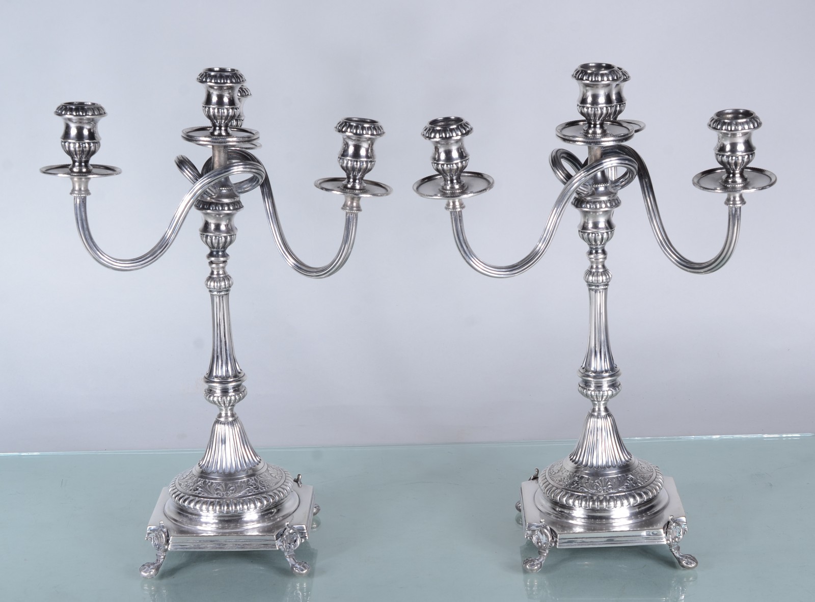 Par de candelabros de prata portuguesa contraste Águia, para 4 velas... - foto 1 de 10