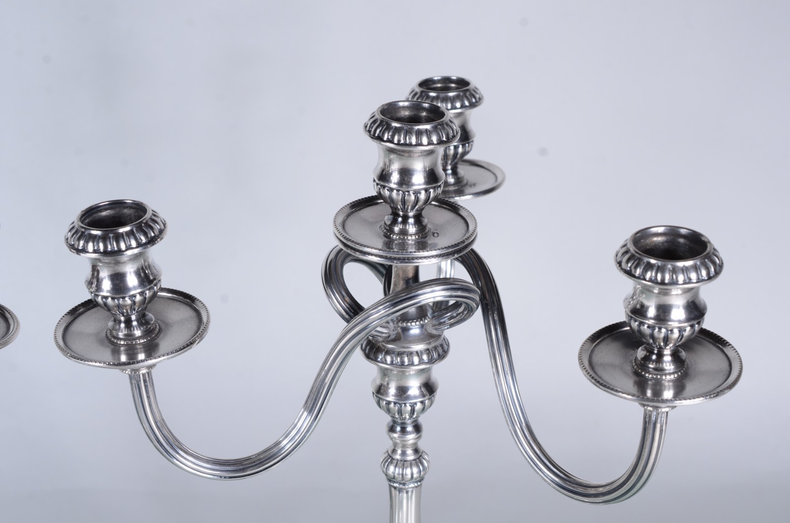 Par de candelabros de prata portuguesa contraste Águia, para 4 velas... - foto 5 de 10