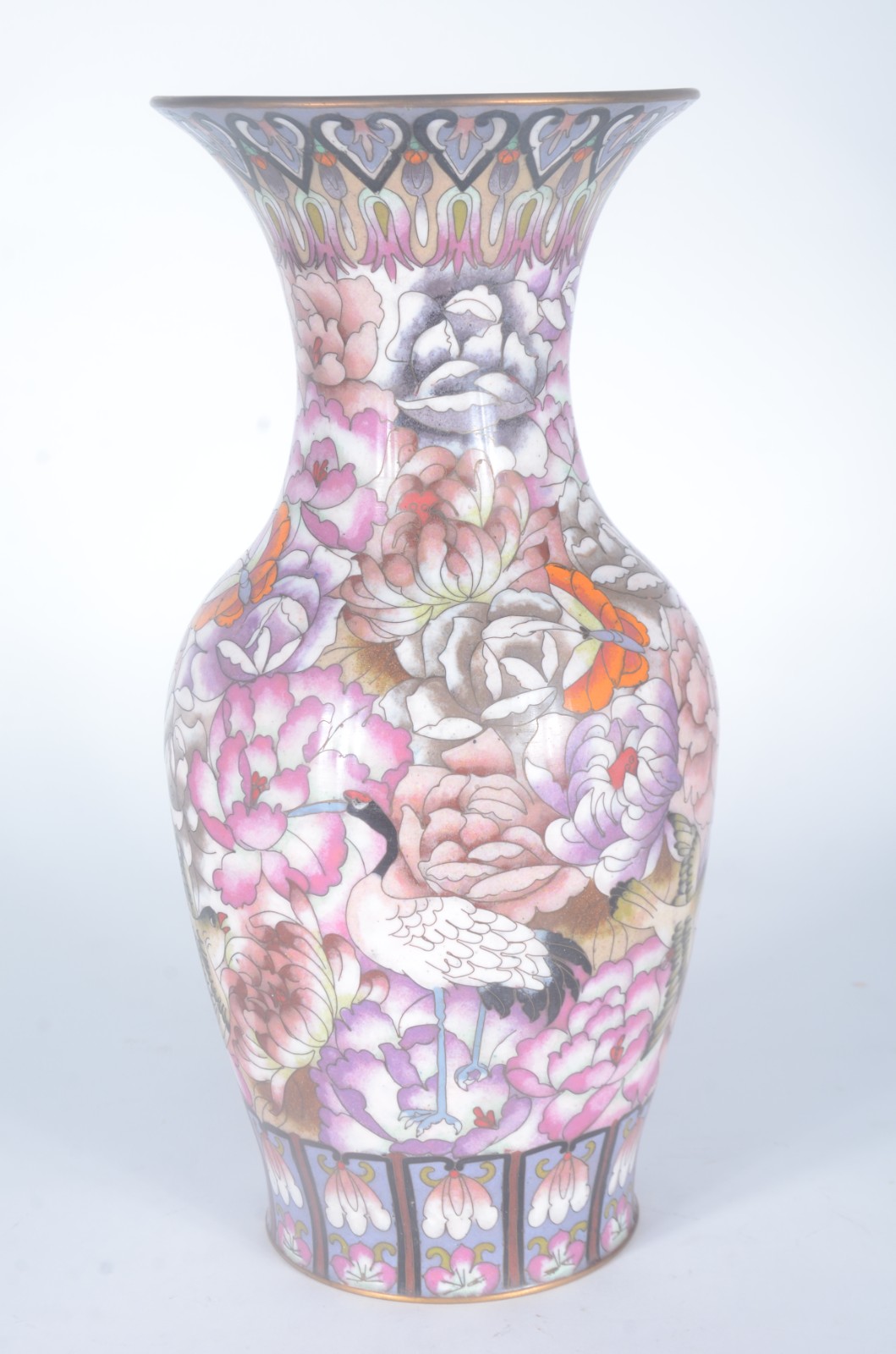Vaso de cloisoné com flores e pássaros em policromia. - foto 3 de 5