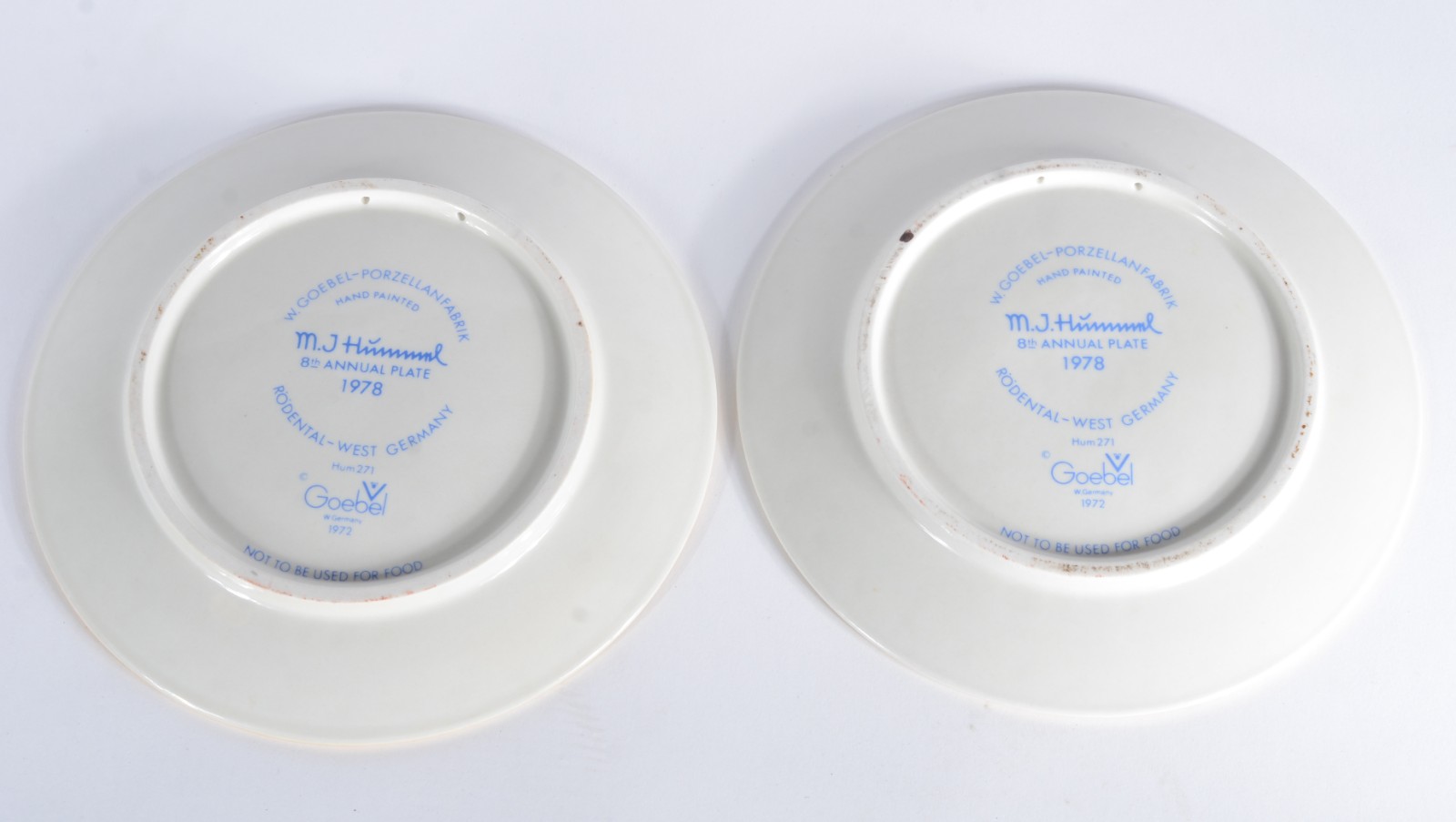 Par de pratos de porcelana alemã Goebel feitos pelo artista... - foto 6 de 7