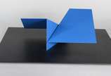 Franz Weissmann (1911-2005),  - Escultura em metal pintado de azul - numerada 6/20. Assinado FW 70 - 16.