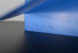 Franz Weissmann (1911-2005),  - Escultura em metal pintado de azul - numerada 6/20. Assinado FW 70 - 16.