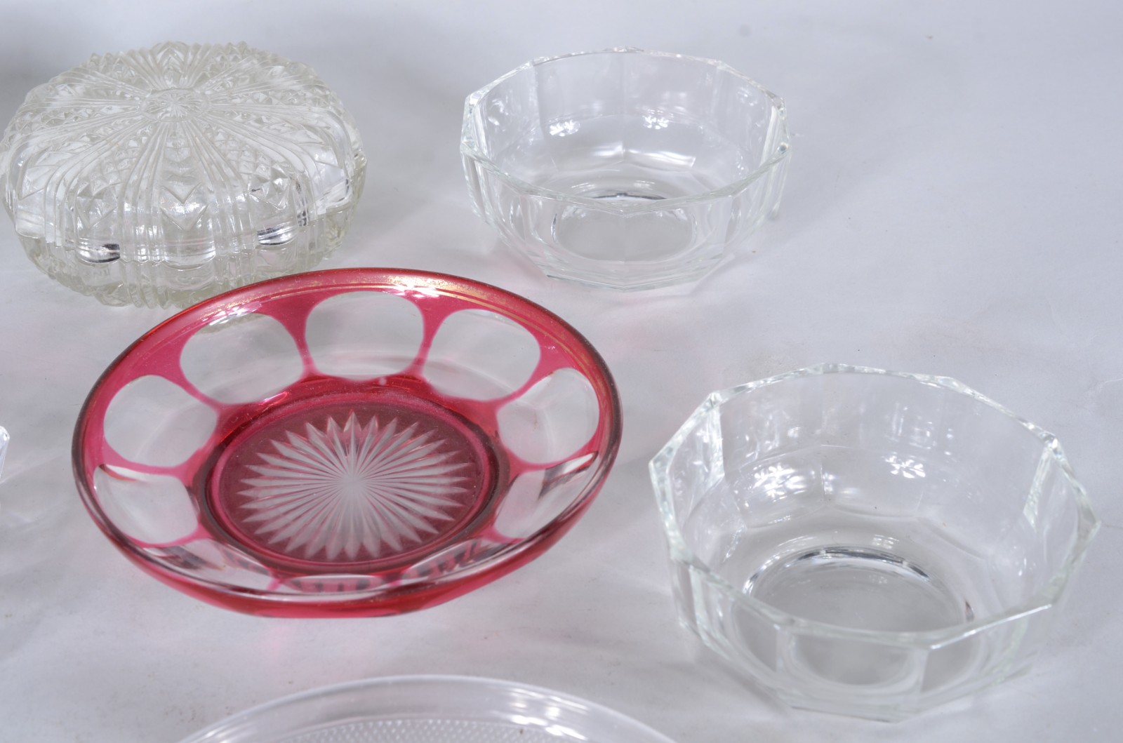 Diversas peças de cristal, sendo: solifleur, 2 caixas, 2 presentoires... - foto 7 de 8