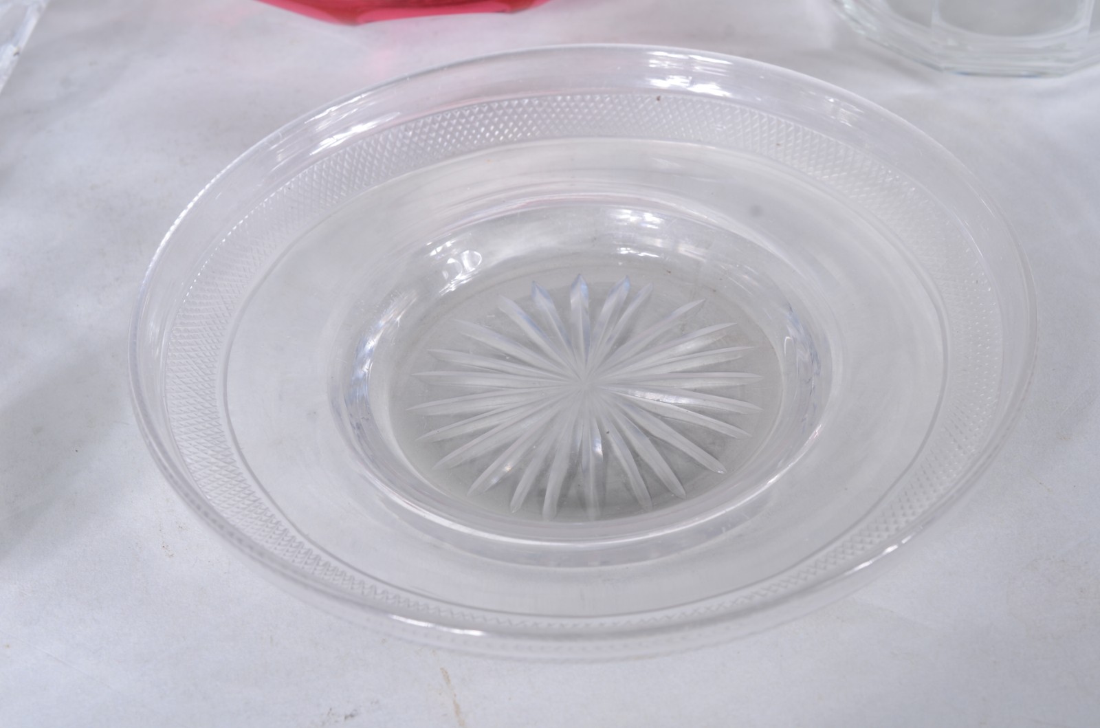 Diversas peças de cristal, sendo: solifleur, 2 caixas, 2 presentoires... - foto 8 de 8