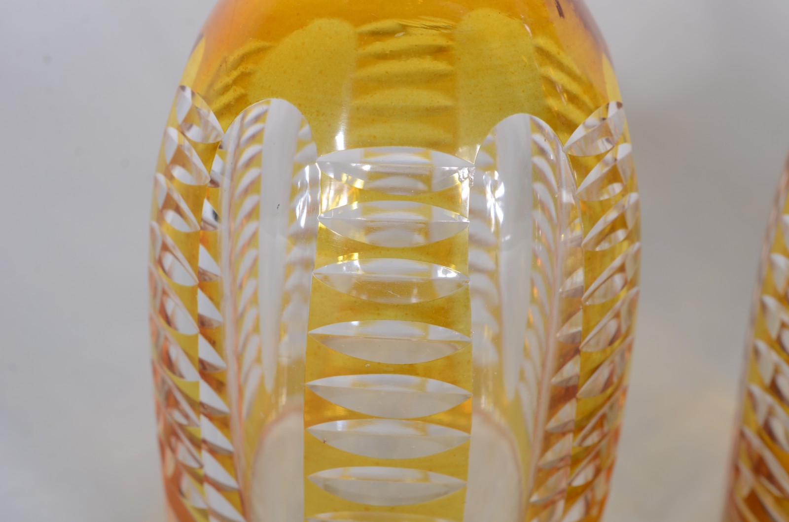 Conjunto para toilette de cristal double âmbar lapidado, composto de... - foto 4 de 9