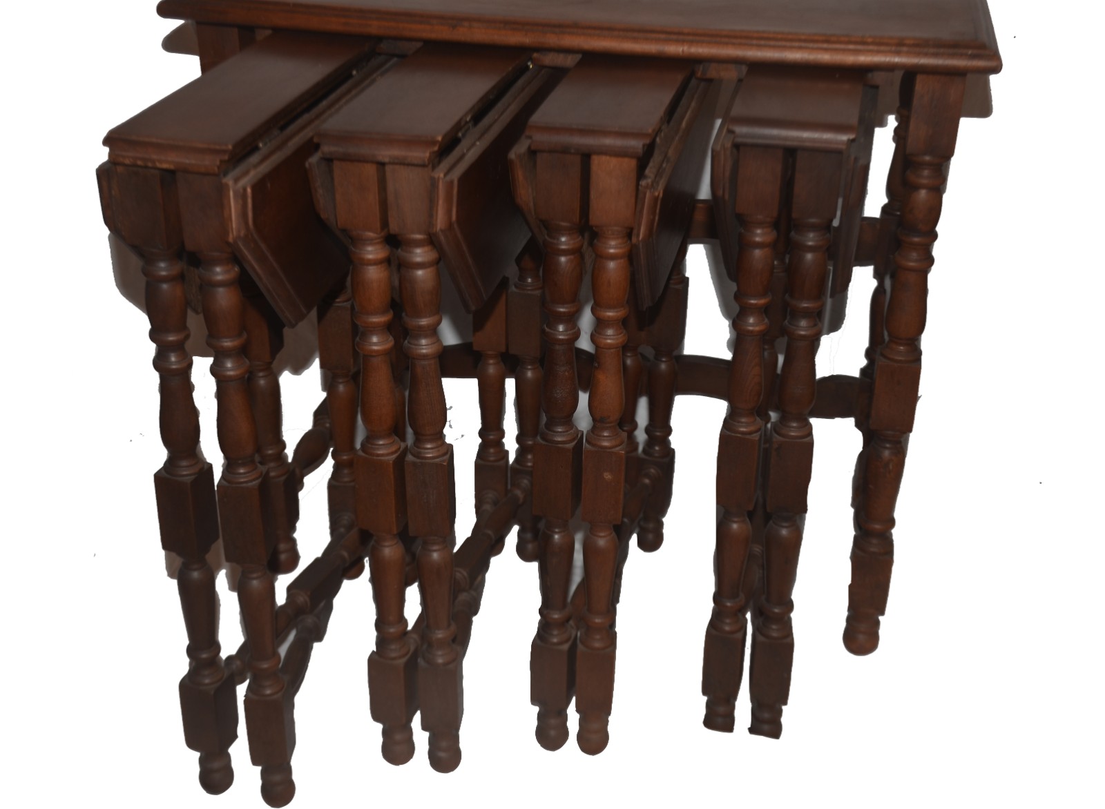 Mesa "ninho" de madeira nobre com detalhes torneados, sendo quatro... - foto 6 de 6