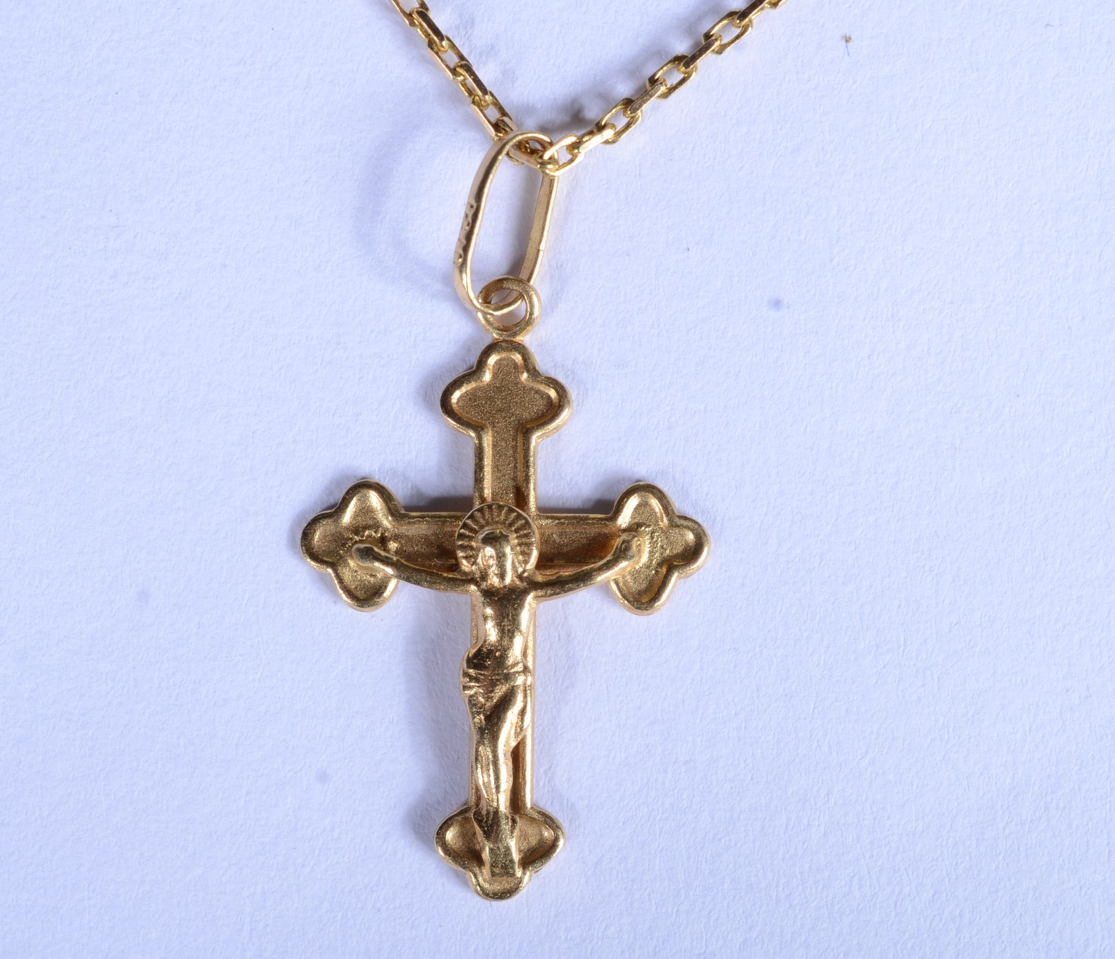 Colar de ouro 18 k., contraste 750 feitio italiano com crucifixo... - foto 1 de 9