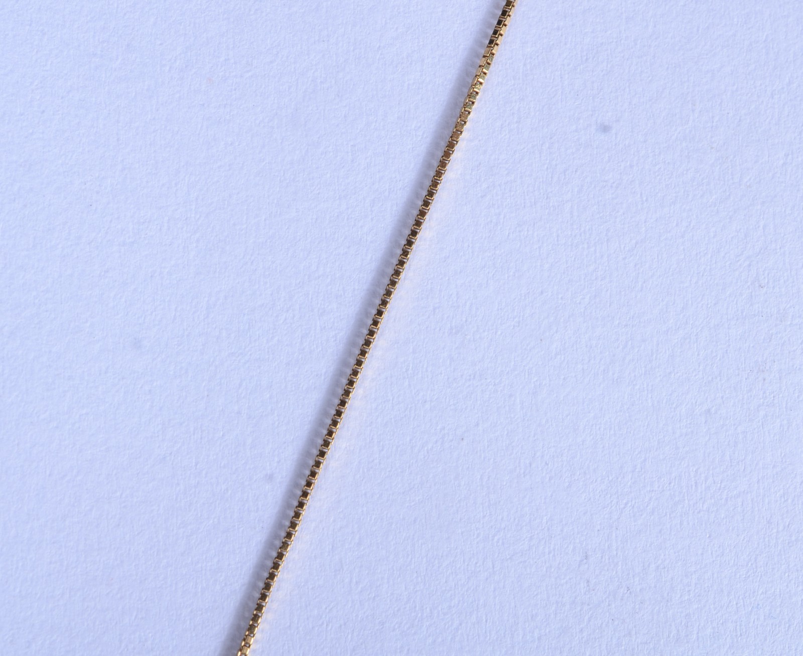 Colar de ouro 18 k., contraste 750 com pendente de São Bento. (Por... - foto 4 de 7