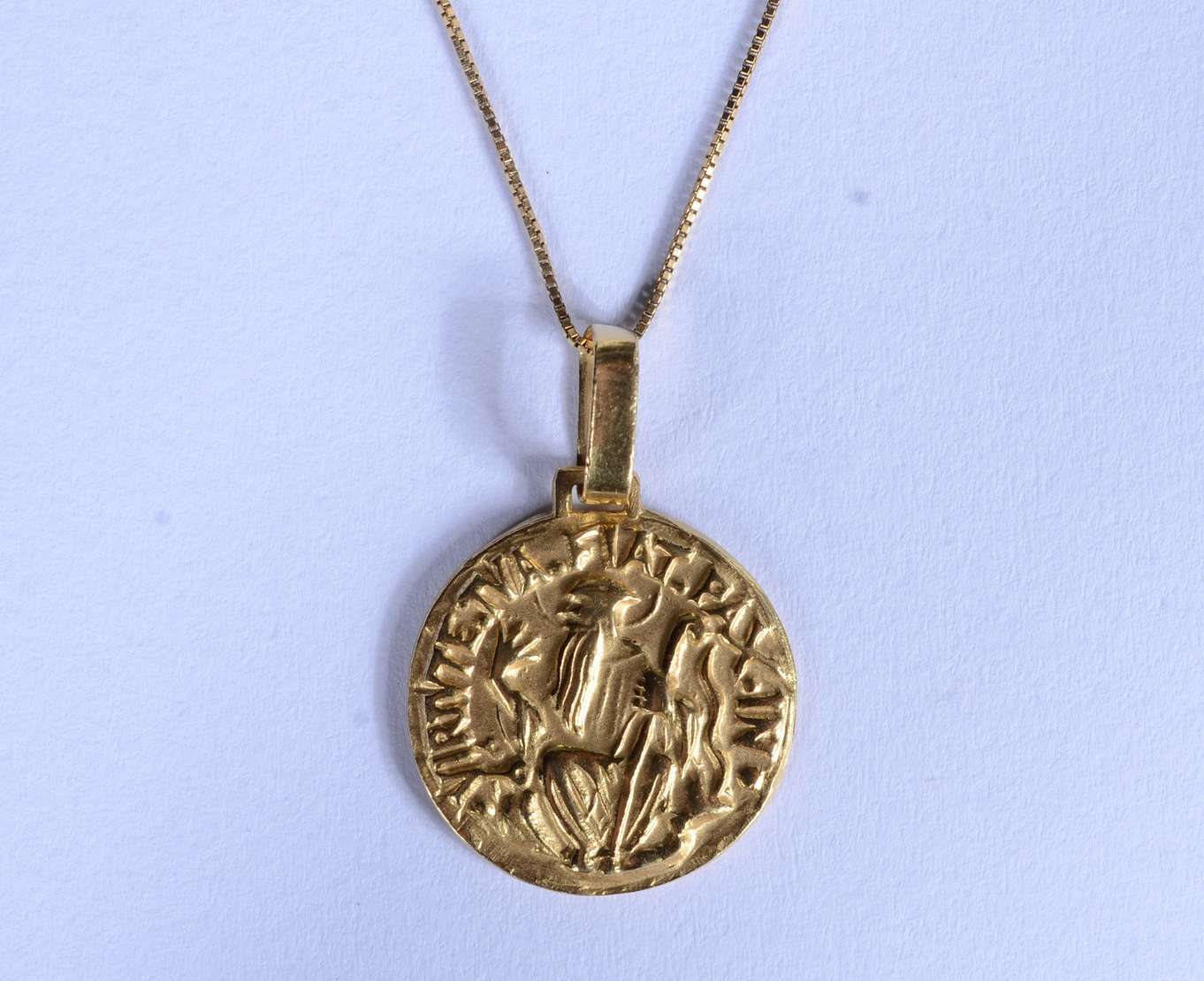 Colar de ouro 18 k., contraste 750 com pendente... - Galeria Alphaville
