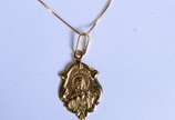 Colar de ouro 18 k., contraste 750 com pendente... - Colar de ouro 18 k., contraste 750 com pendente Sacro. (Por motivos de segurança a peça não se encontra na loja).