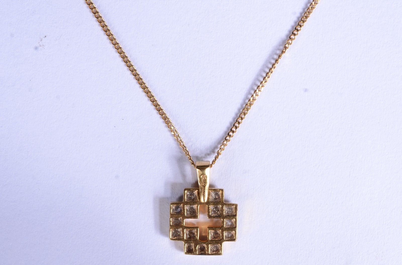 Colar de ouro 18 k., contraste 750 feitio veneziano com pendente... - foto 4 de 7