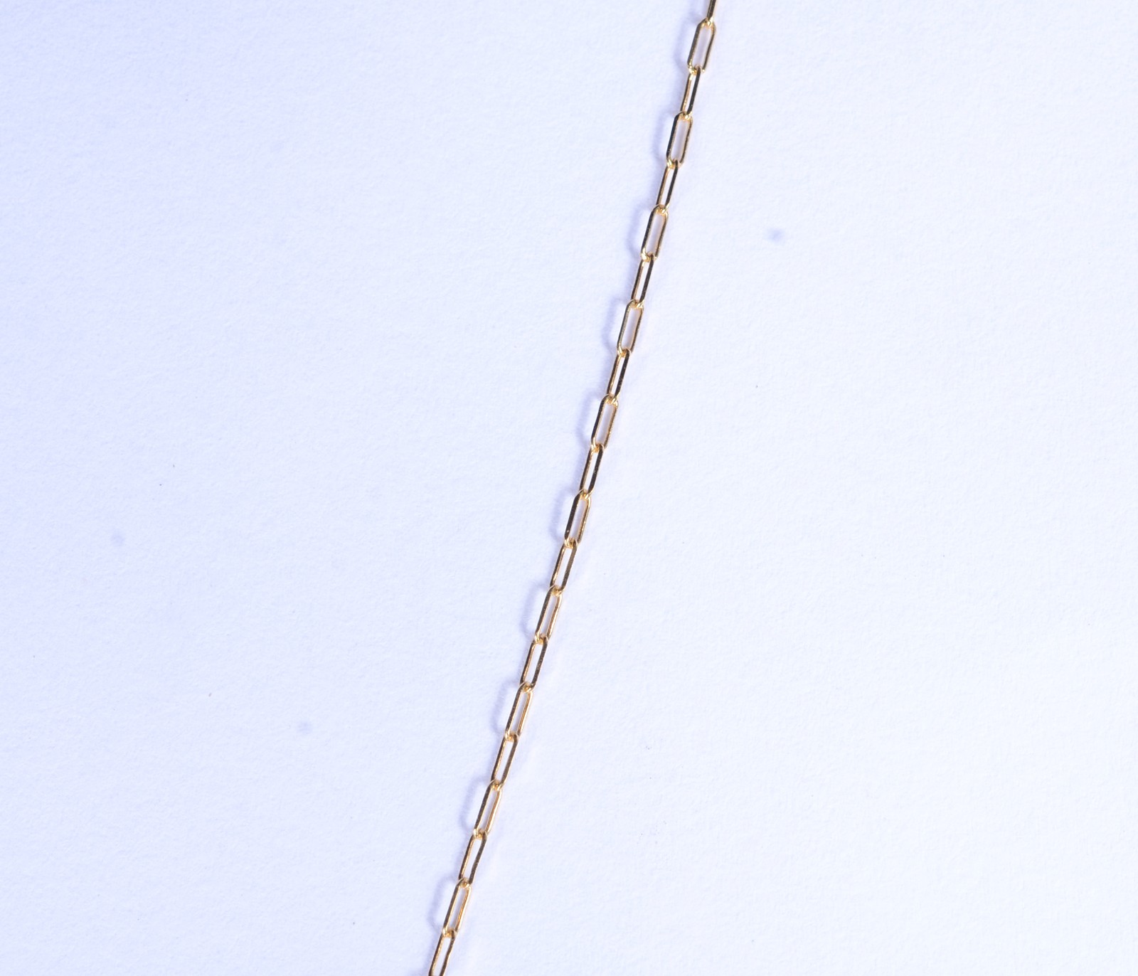 Colar de ouro 18 k., contraste 750 com pendente feitio coração. (Por... - foto 3 de 6