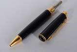CARAN D' ACHE,  - Caneta Caran D' Ache na cor preta banhado com ouro suiço, no estojo.