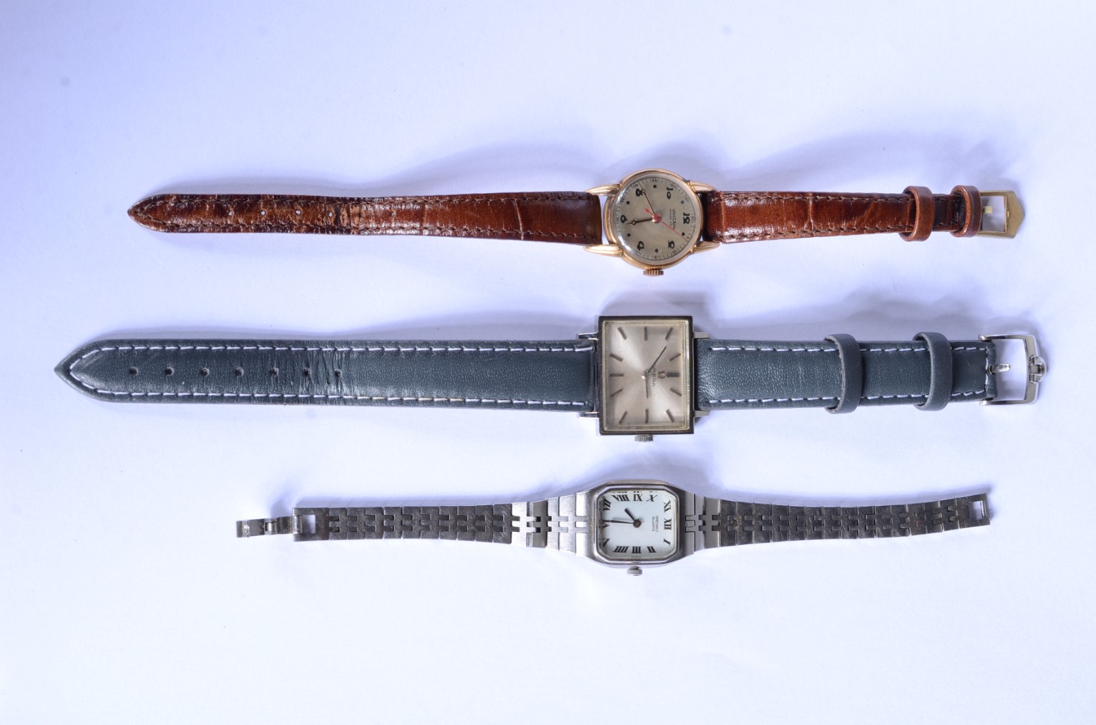 Três relógios de pulso, sendo: Seiko á quartz; Vulcain - Grand Prix... - foto 2 de 11