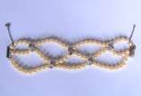 Pulseira de perolas com platina. (Por motivos d... - Pulseira de perolas com platina. (Por motivos de segurança a peça não se encontra na loja).