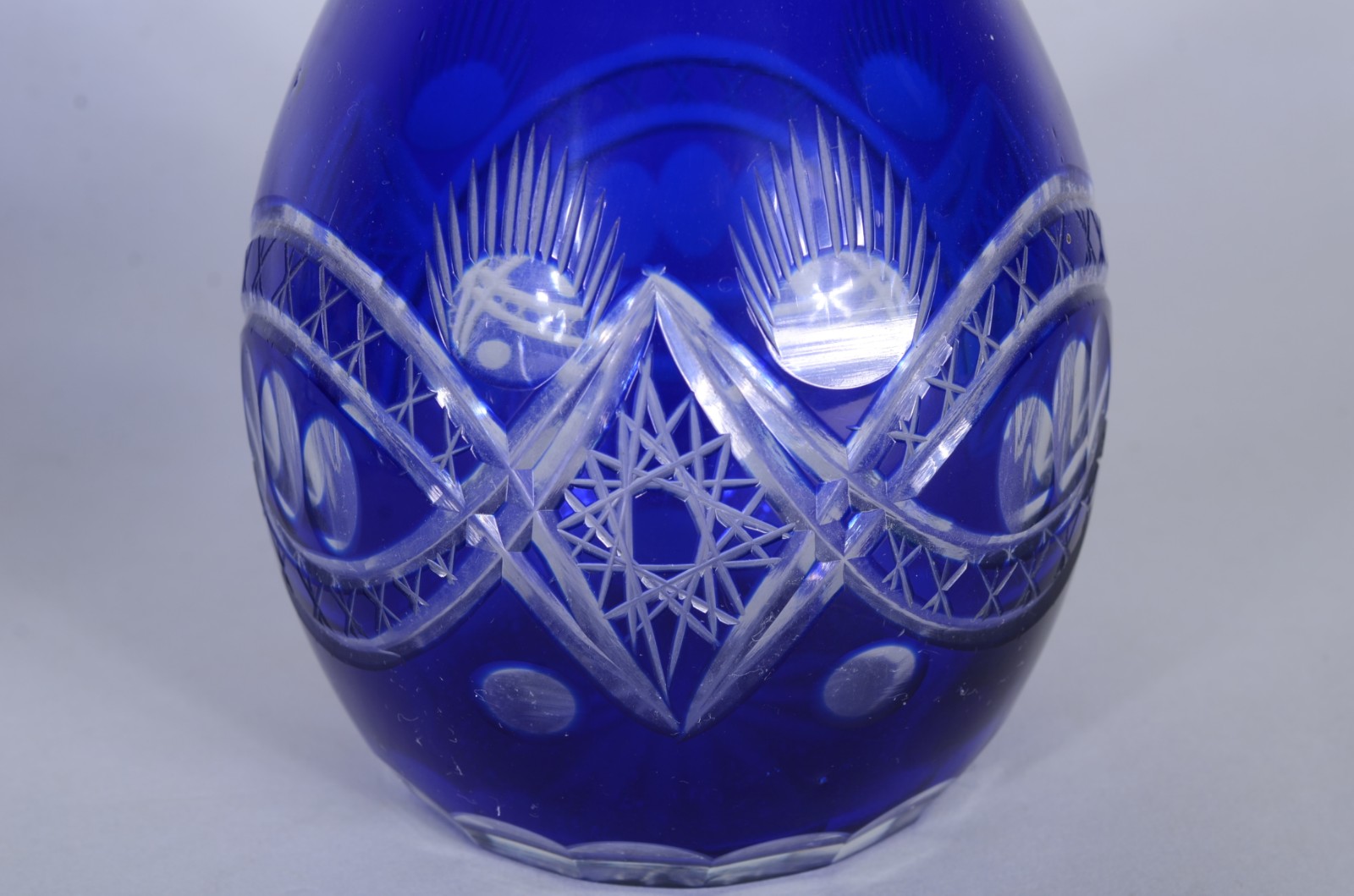 Conjunto de cristal doublé azul lapidado, composto de garrafa e 5... - foto 3 de 7