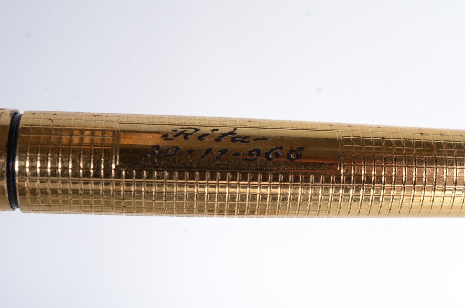 Cinco canetas diversas, sendo: Waterman; 3 Parker (duas delas... - foto 11 de 11
