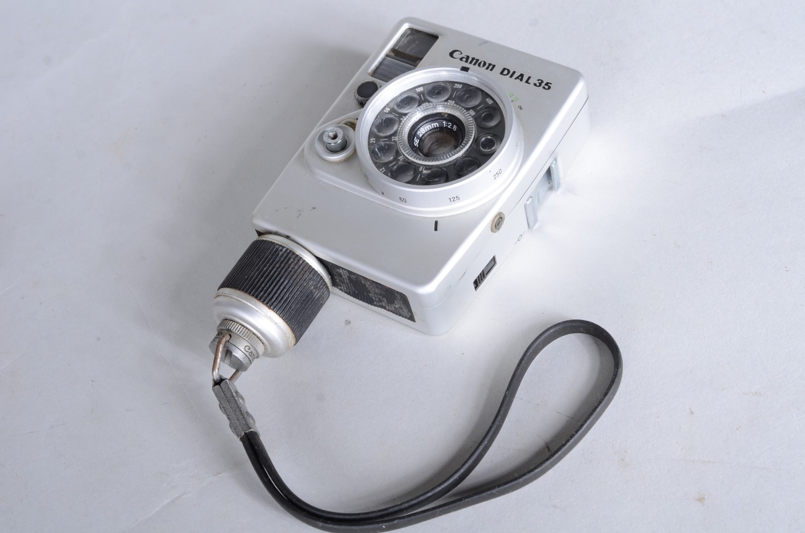 Diversas peças, sendo: 3 antigas máquinas fotográficas (Kodak, Nikon... - foto 2 de 11